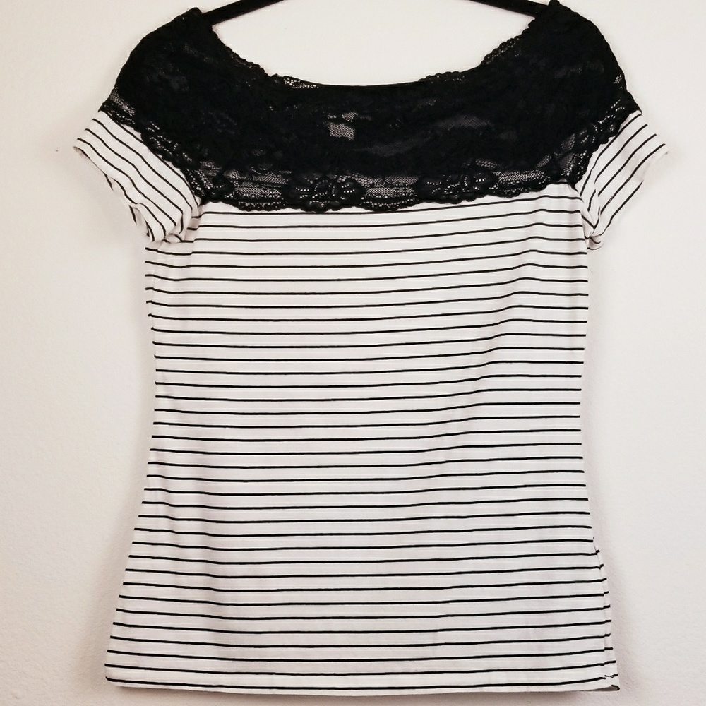 H & M striped black & white tee with lace M